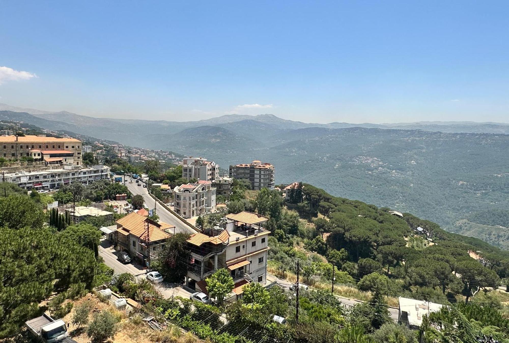 Le Crillon Otel Brummana Dış mekan fotoğraf