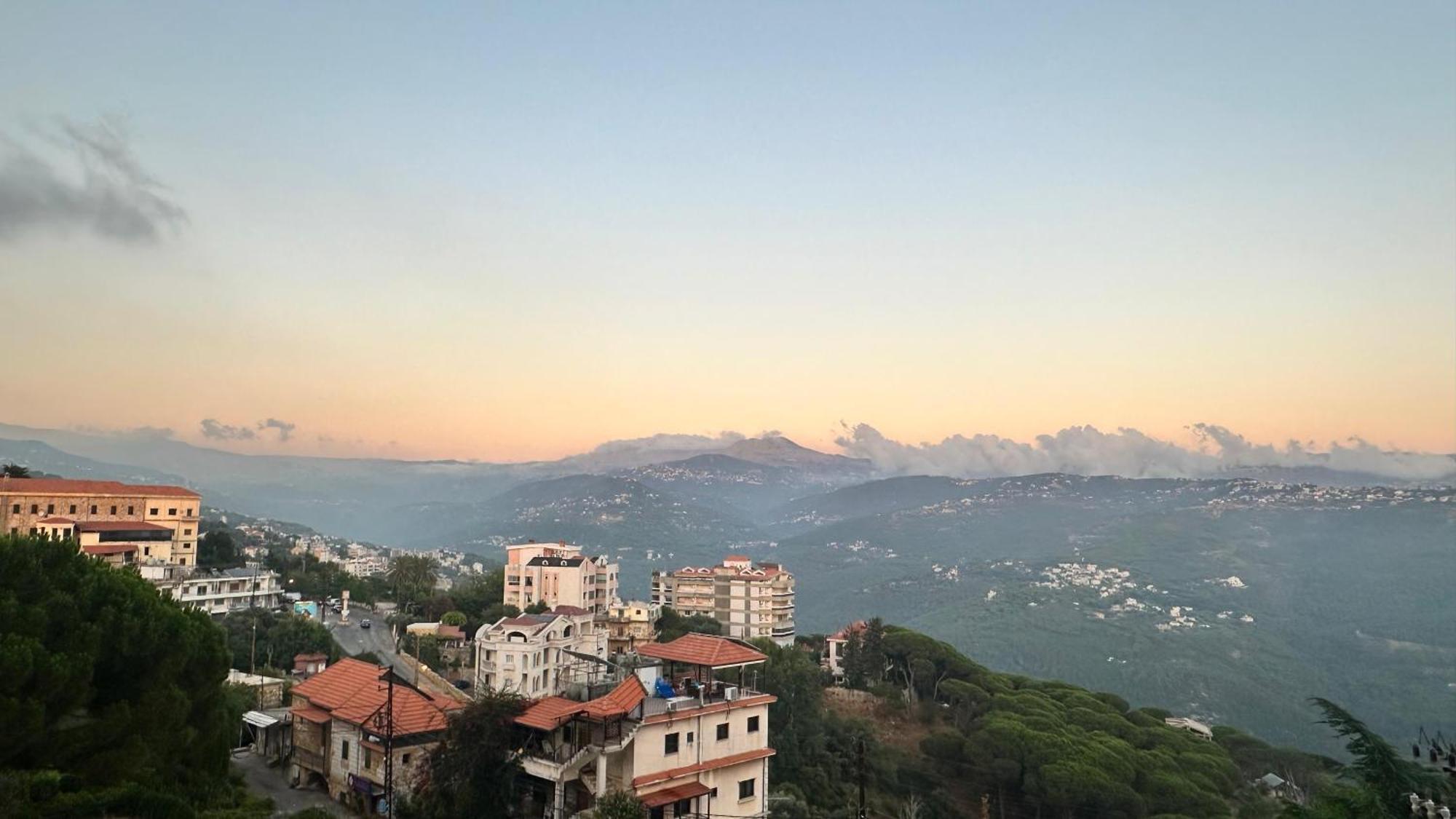 Le Crillon Otel Brummana Dış mekan fotoğraf