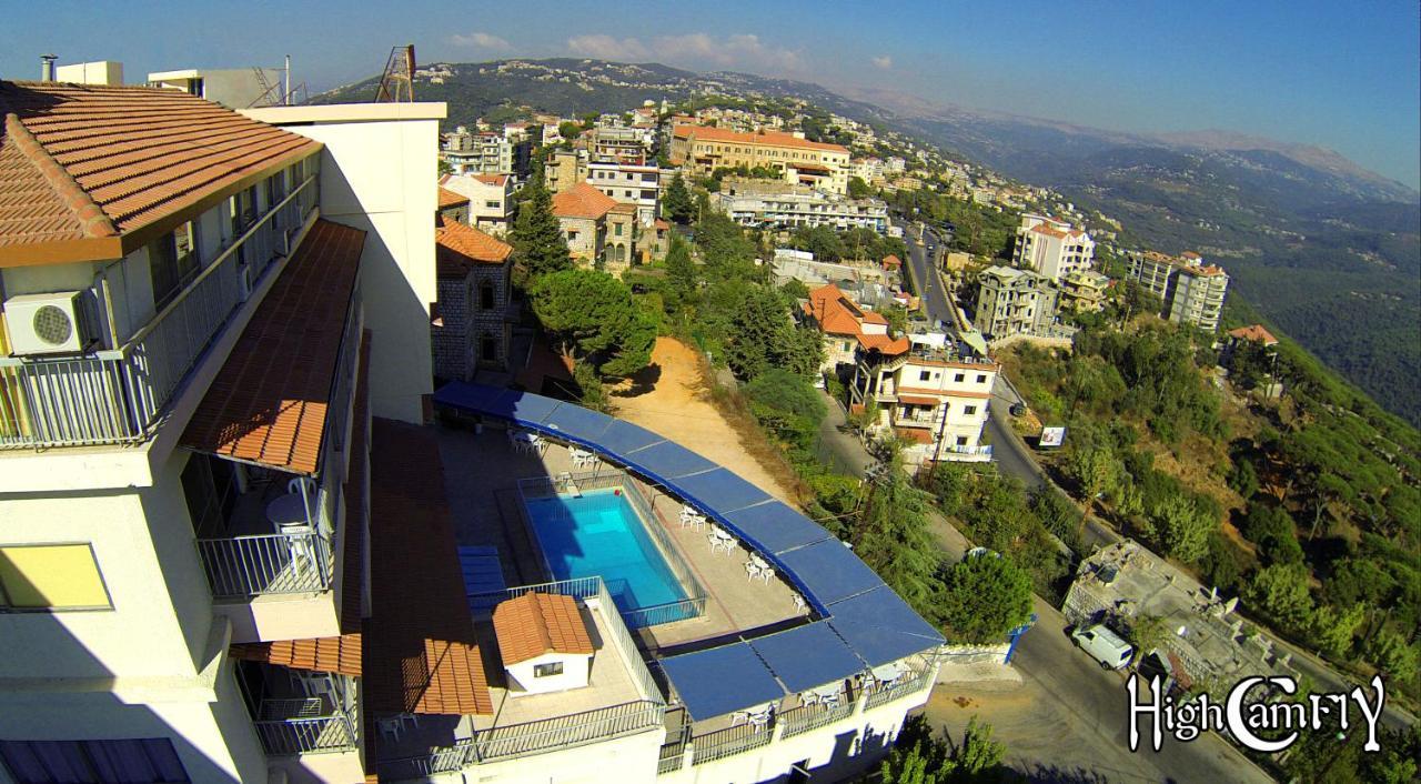Le Crillon Otel Brummana Dış mekan fotoğraf
